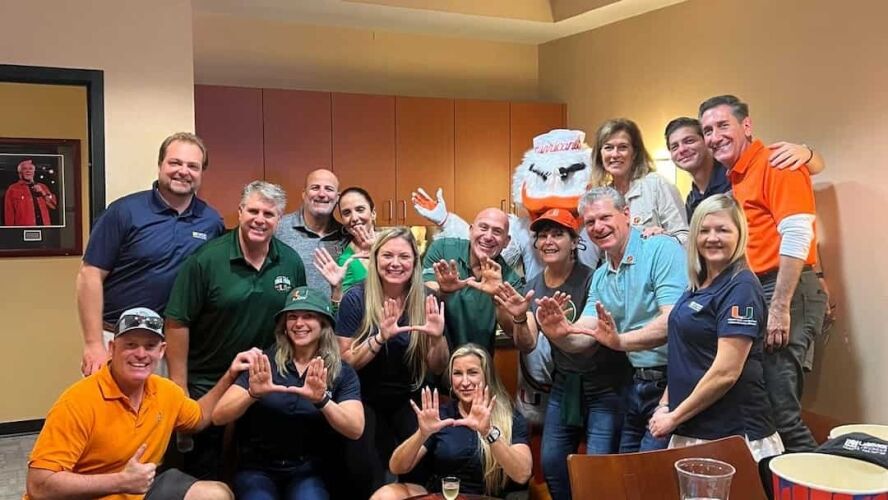 Remite a tus seres queridos a LaBovick Abogados 1 Client Referral 1 edited